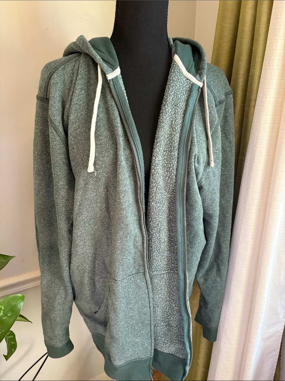 Heather green zip up hoodie